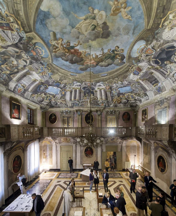 Facciata storica della Fondazione San Carlo
