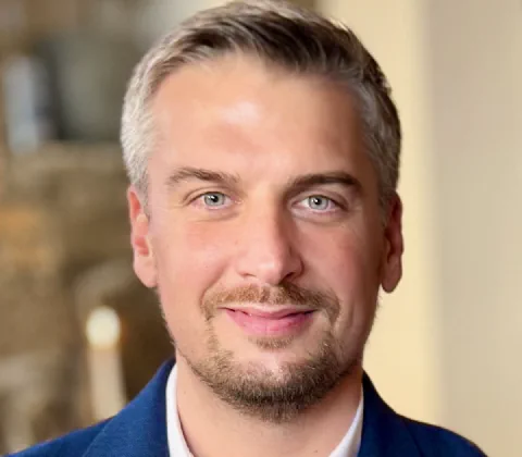 Tamas Piros